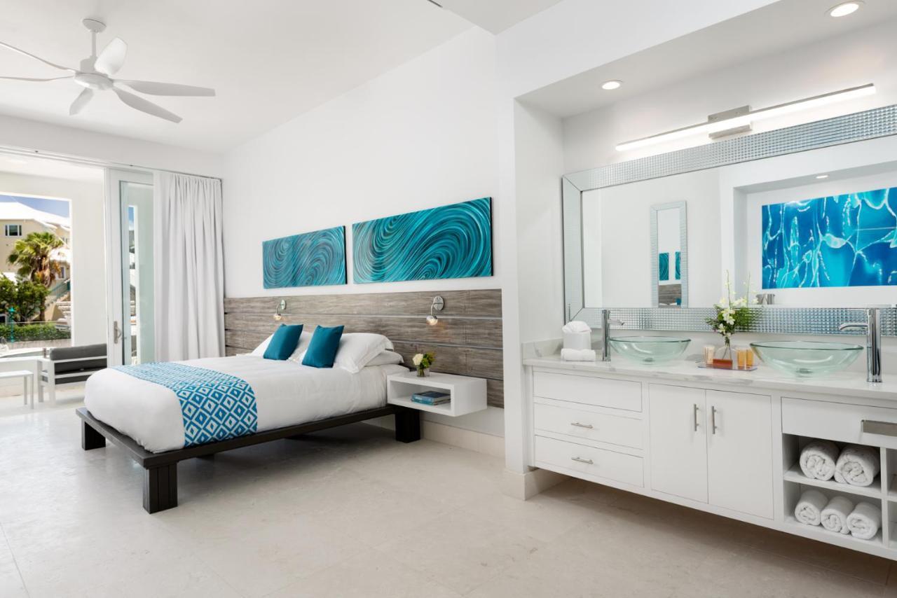 Zenza Boutique Hotel Turtle Cove ภายนอก รูปภาพ